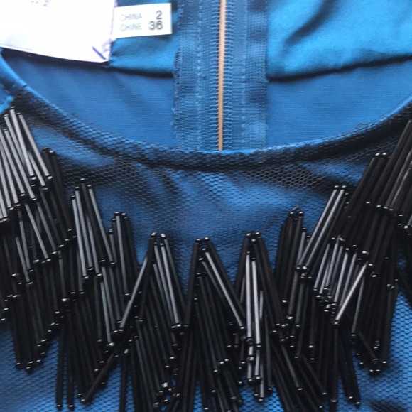 Vera Wang Top and Skirt Set - Picture 12 of 15